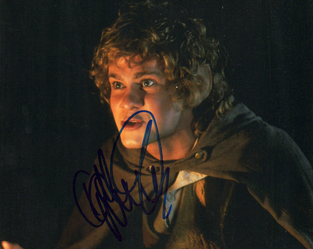 Dominic Monaghan as Merry Brandybuck in The Lord of the Rings: The Fellowship of the Ring Signed 8x10 Photo