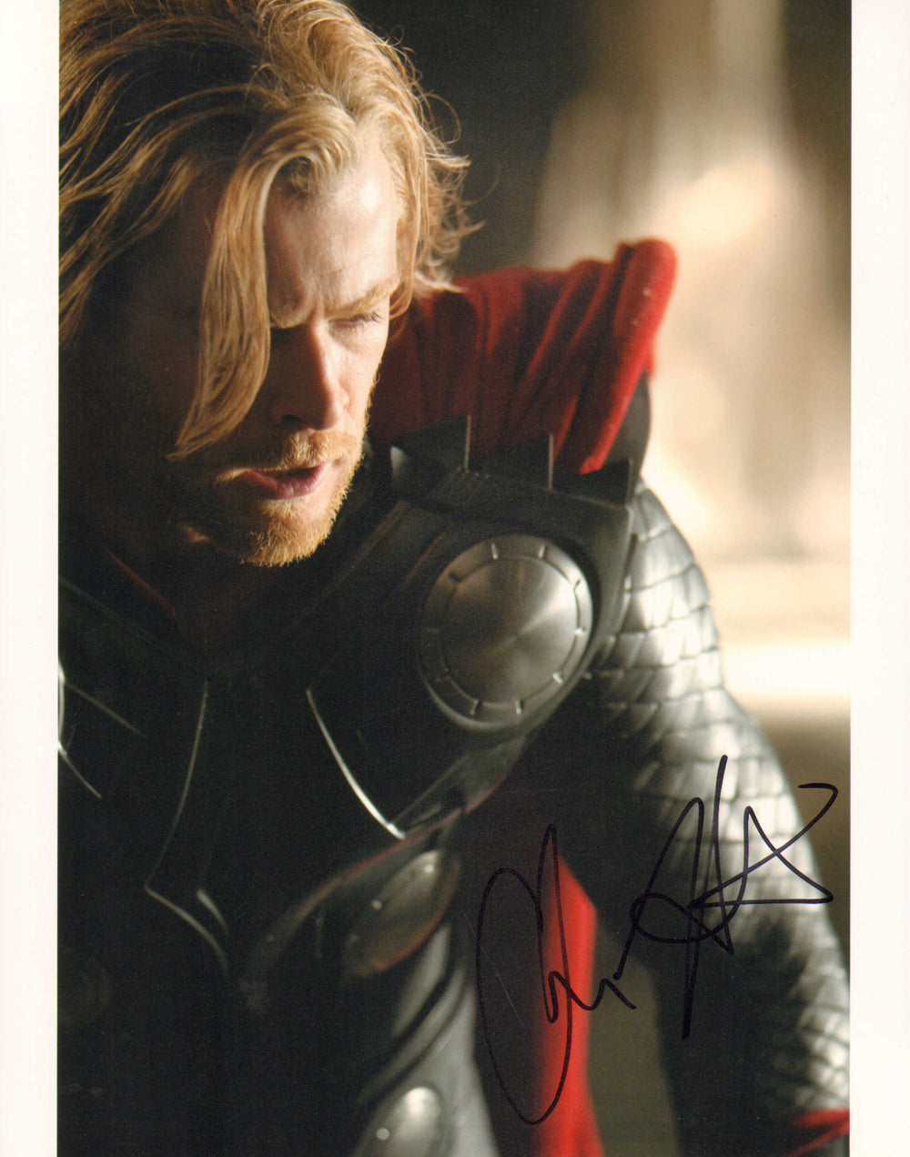 Chris Hemsworth as Thor in Thor Signed 11x14 Photo