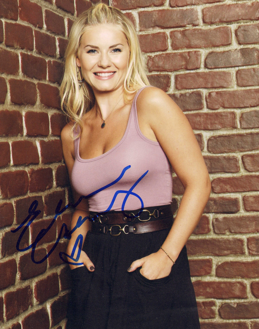 Elisha Cuthbert as Alex Kerkovich in Happy Endings Signed 8x10 Photo