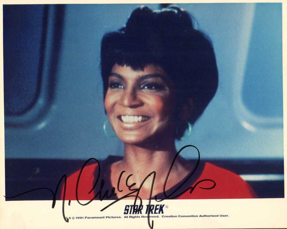 Nichelle Nichols as Nyota Uhura in Star Trek: The Original Series Signed 8x10 Photo