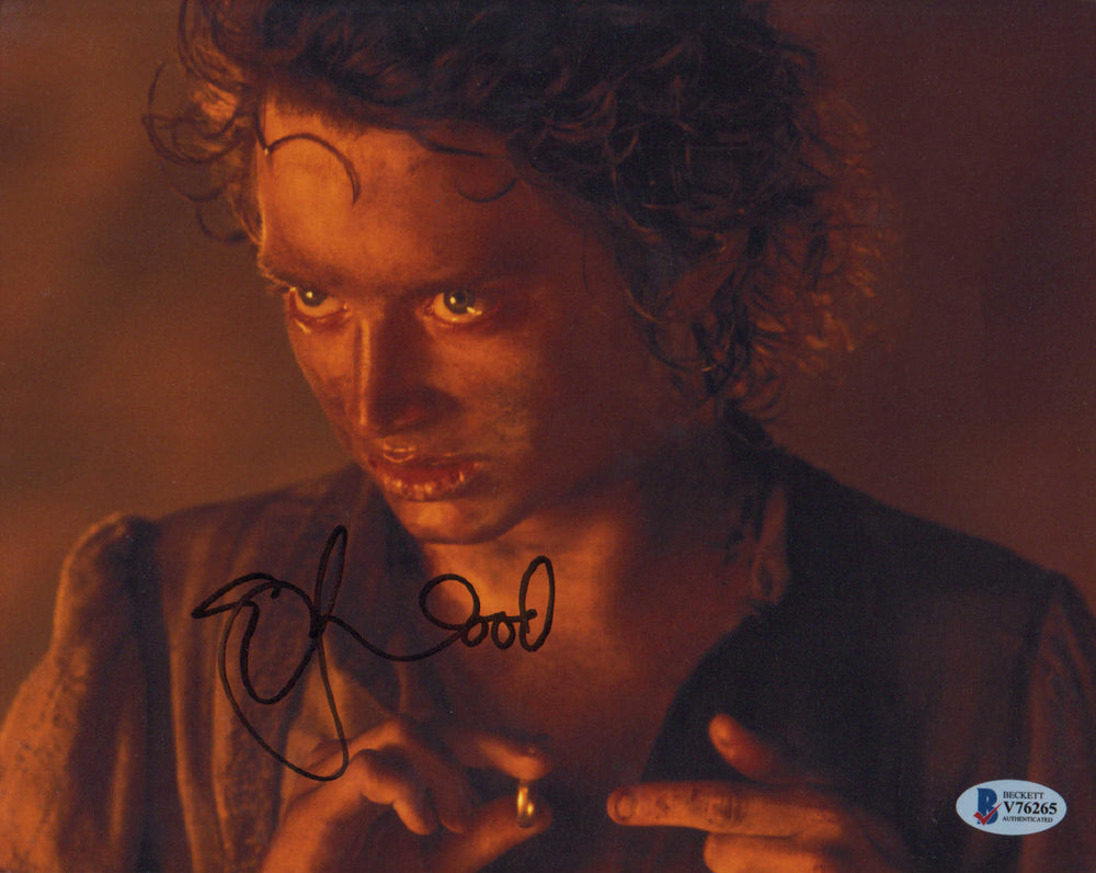 Elijah Wood as Frodo Baggins in The Lord of the Rings: The Return of the King (Beckett) Signed 8x10 Photo