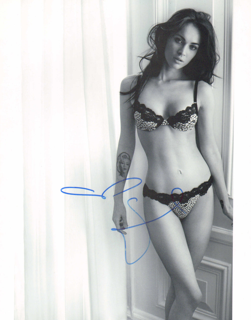 Lezbiyenlar sutli kokraklarini sorishadi BBW Braziliya porno onlayn