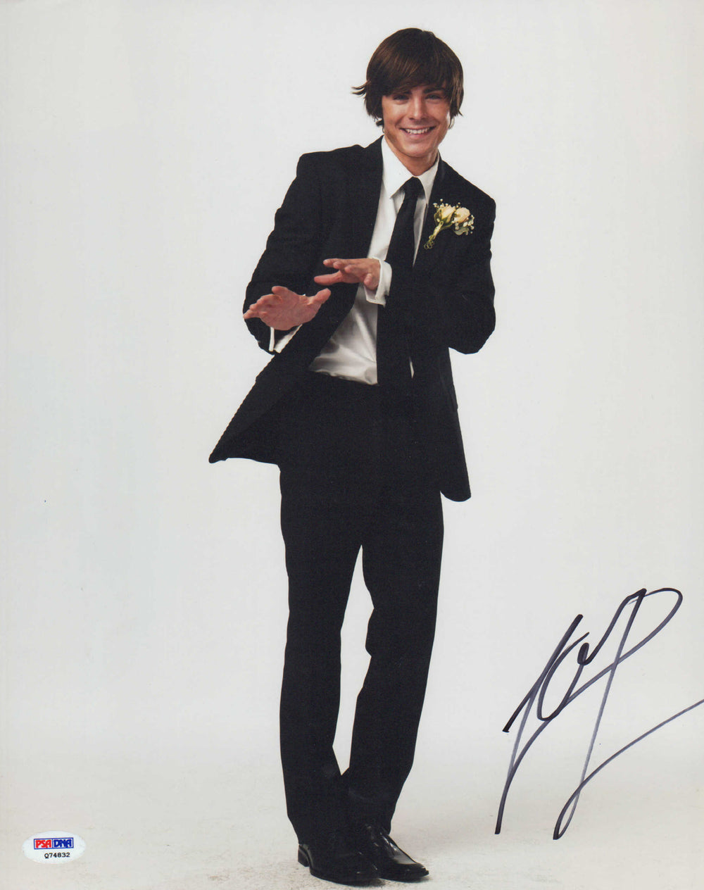 Zac Efron as Mike O'Donnell in 17 Again (PSA) Signed 11x14 Photo