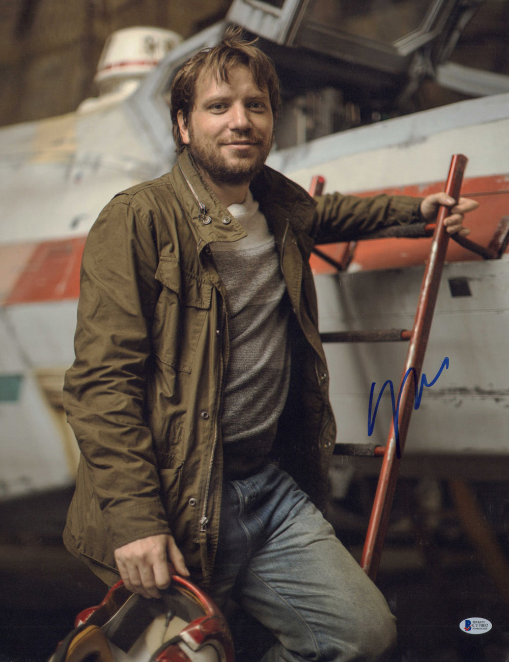 Gareth Edwards Director of Rogue One: A Star Wars Story (Beckett) Signed 16x20 Photo