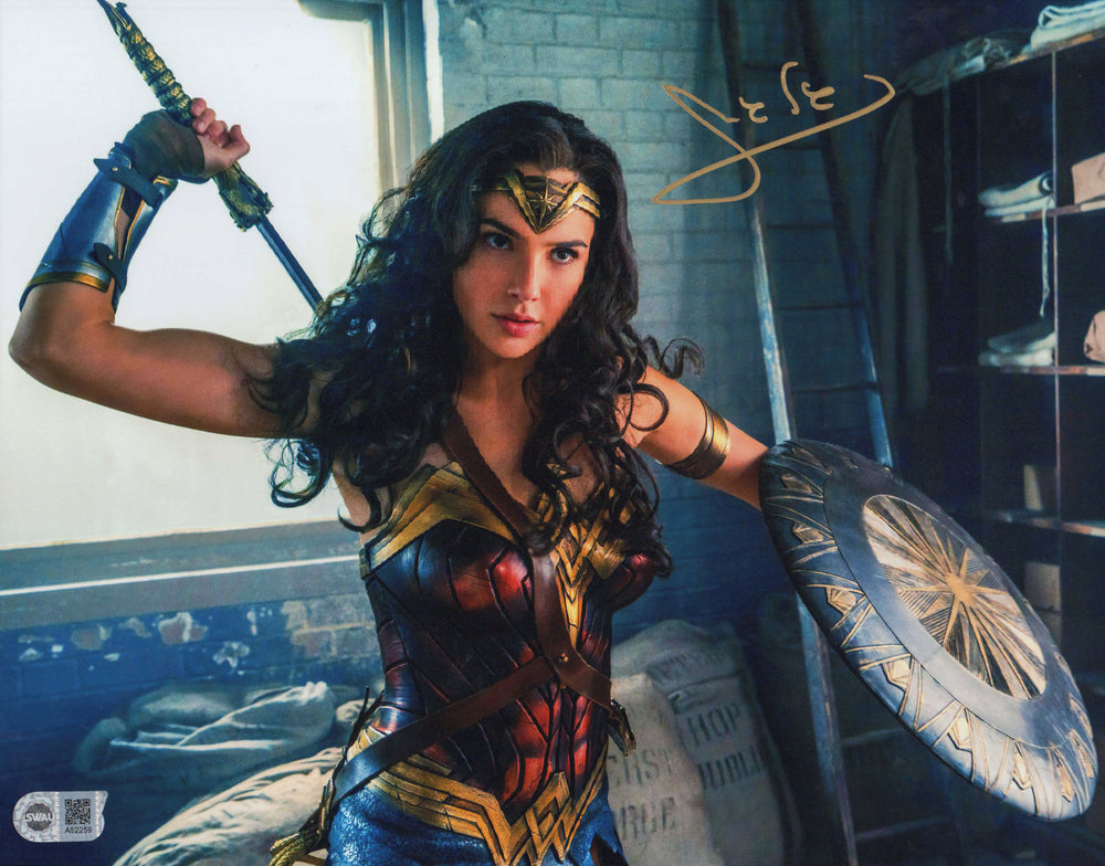 Gal Gadot as Wonder Woman in Wonder Woman (SWAU) Signed 11x14 Photo