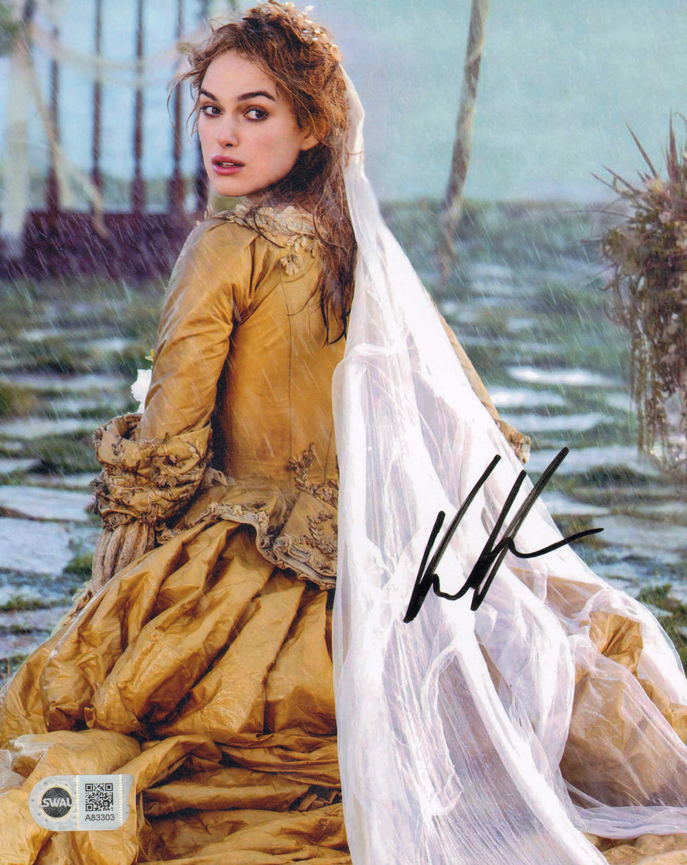 Keira Knightley as Elizabeth Swann in Pirates of the Caribbean: Dead Man's Chest (SWAU) Signed 8x10 Photo
