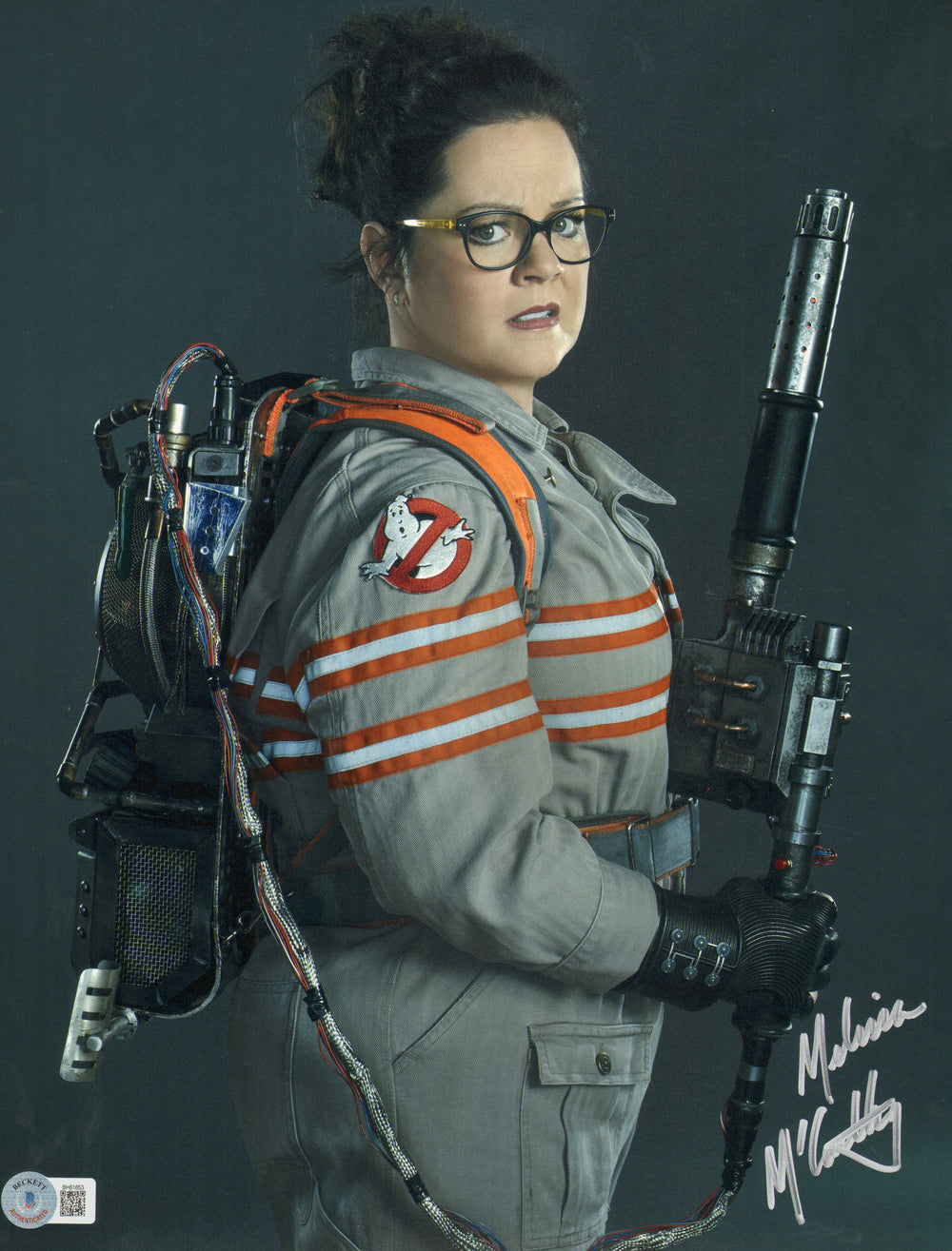 Melissa McCarthy as Abby Yates in Ghostbusters (Beckett) Signed 11x14 Photo
