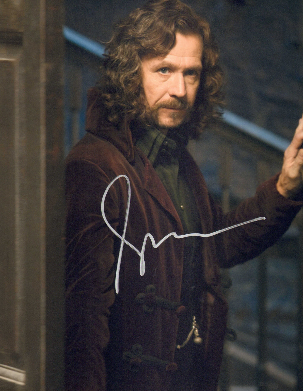 Gary Oldman as Sirius Black in Harry Potter & the Order of the Phoenix (Beckett) Signed 11x14 Photo