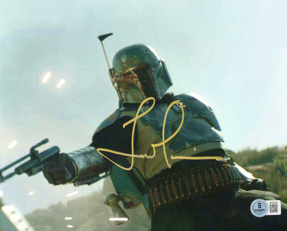 Temuera Morrison as Boba Fett in Star Wars: The Book of Boba Fett (Beckett) Signed 8x10 Photo