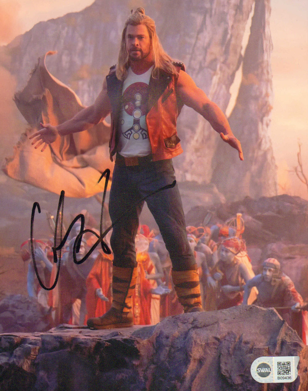 Chris Hemsworth as Thor in Thor: Love and Thunder (SWAU) Signed 8x10 Photo