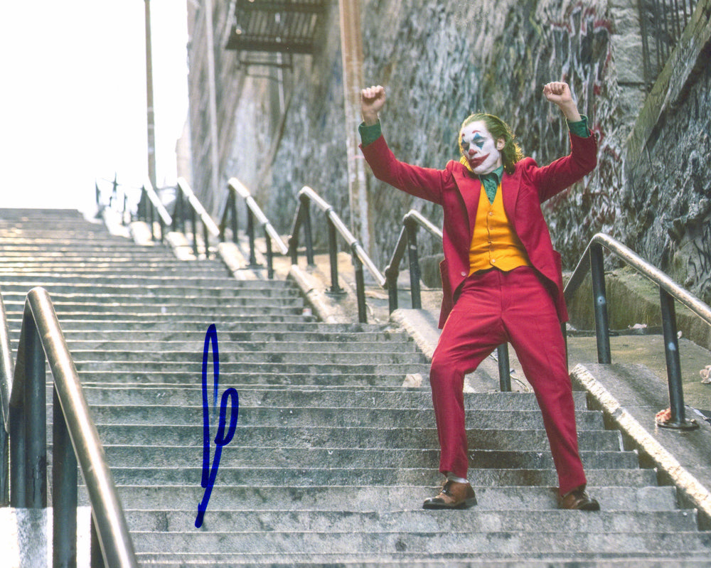 Joaquin Phoenix Arthur Fleck / Joker in Joker Signed 8x10 Photo