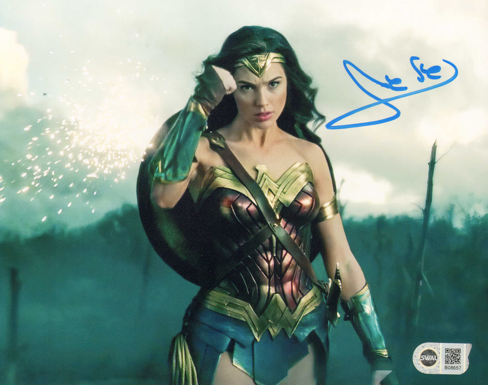 Gal Gadot as Diana Prince / Wonder Woman in Wonder Woman (SWAU) Signed 8x10 Photo