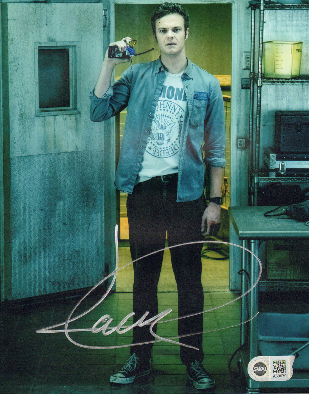 Jack Quaid as Hughie Campbell in The Boys (SWAU) Signed 8x10 Photo