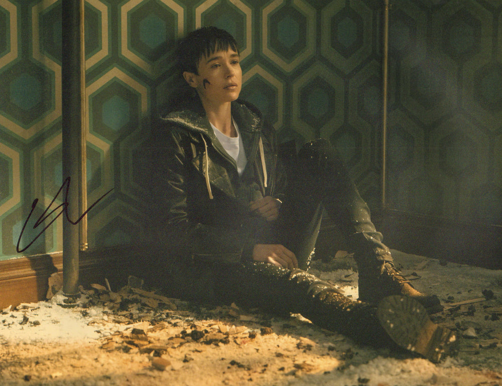 Elliot / Ellen Page as Viktor Hargreeves in The Umbrella Academy Signed 11x14 Photo