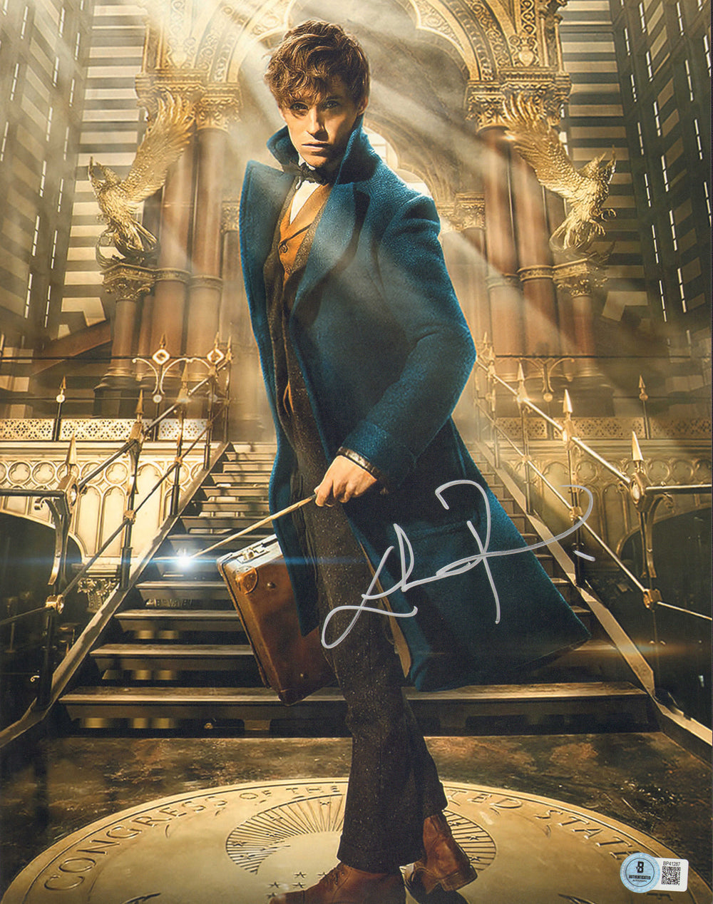 Eddie Redmayne as Newt Scamander in Fantastic Beasts & Where to Find Them (Beckett) Signed 11x14 Photo