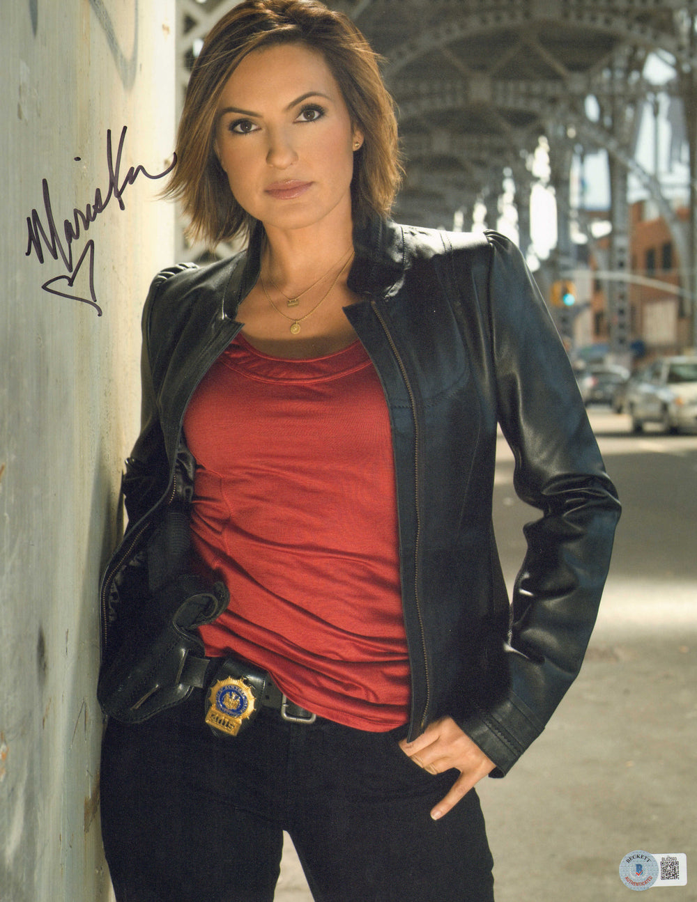 Mariska Hargitay as Detective Olivia Benson in Law & Order: Special Victims Unit (Beckett) Signed 11x14 Photo