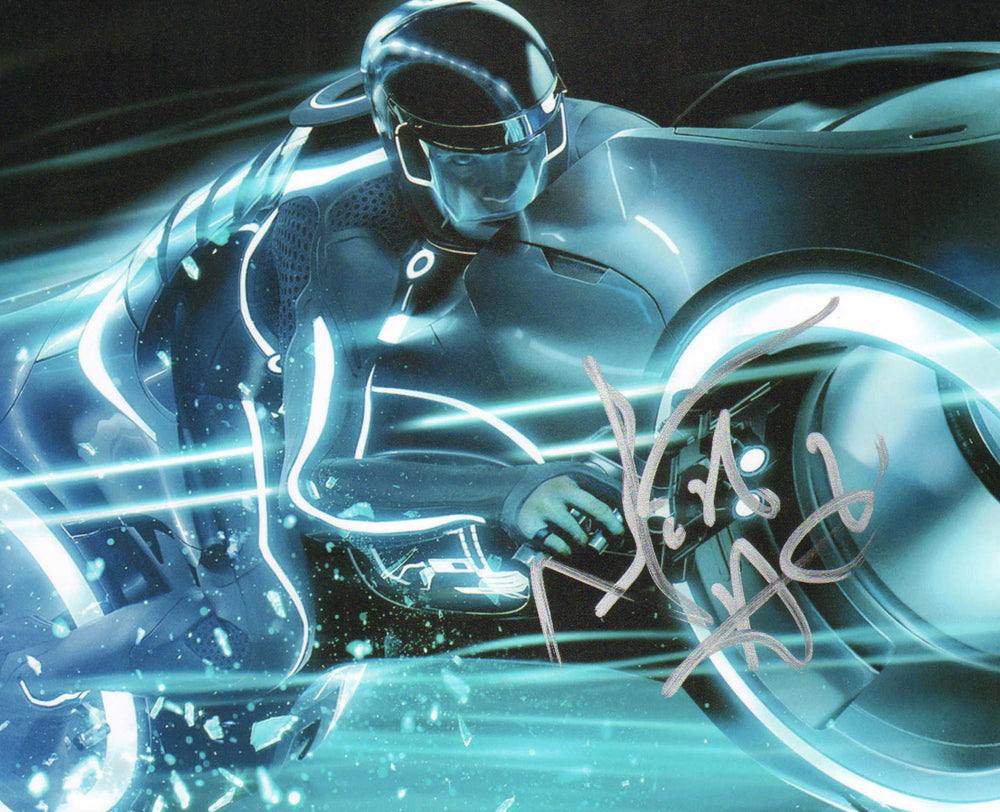 Garrett Hedlund as Sam Flynn in Tron: Legacy Signed 8x10 Photo