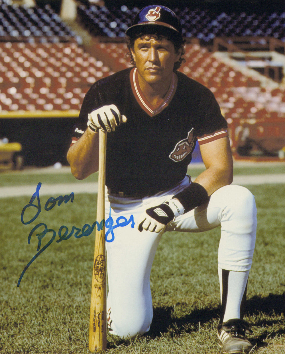 Tom Berenger as Jake Taylor in Major League Signed 8x10 Photo