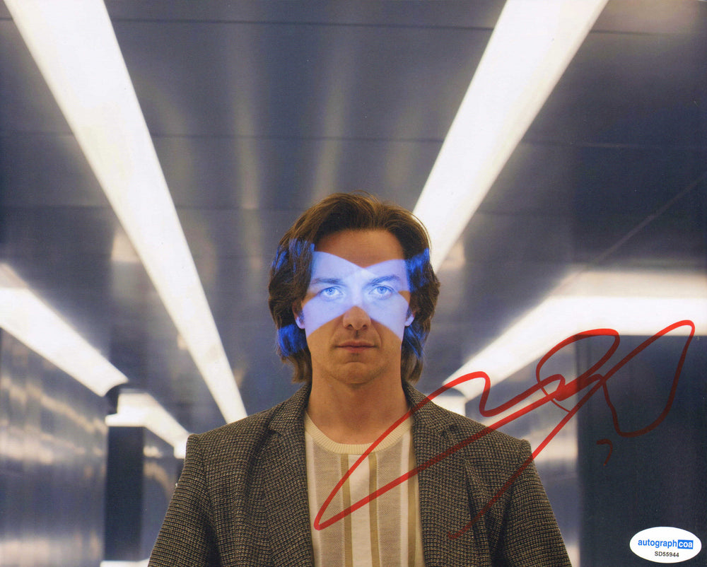 James McAvoy as Professor X / Charles Xavier in X-Men: Apocalypse Signed 8x10 Photo