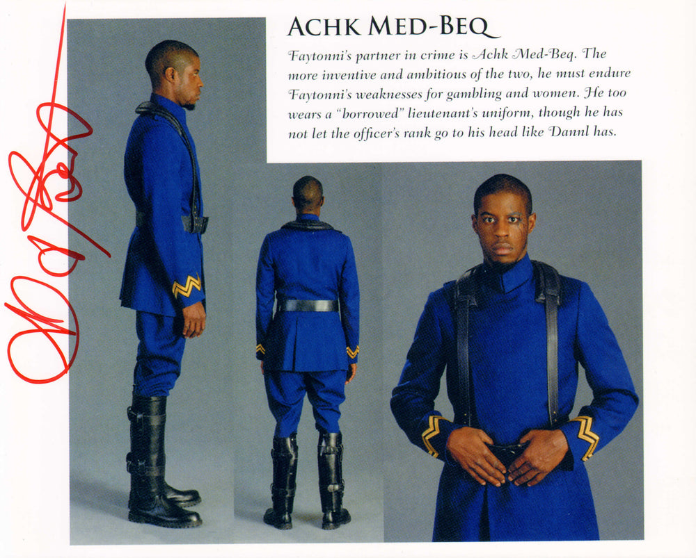 Ahmed Best as Achk Med-Beq in Star Wars Episode II: Attack of the Clones Signed 8x10 Photo