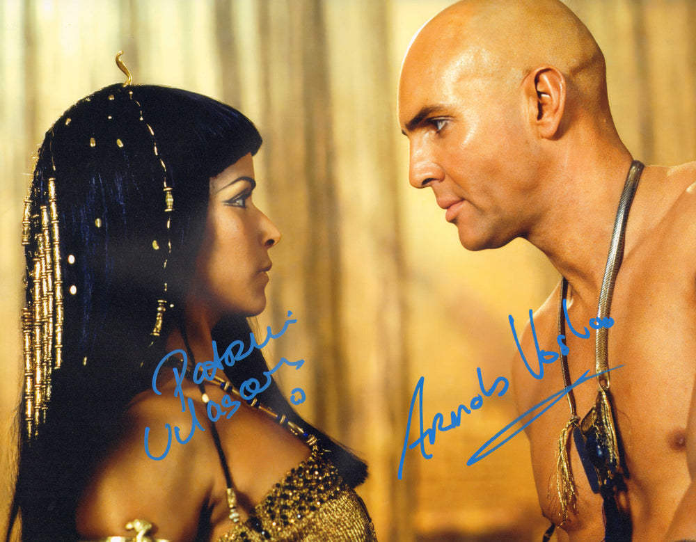 Patricia Velásquez as Anck-su-namun & Arnold Vosloo as Imhotep in The Mummy Returns 11x14 Photo