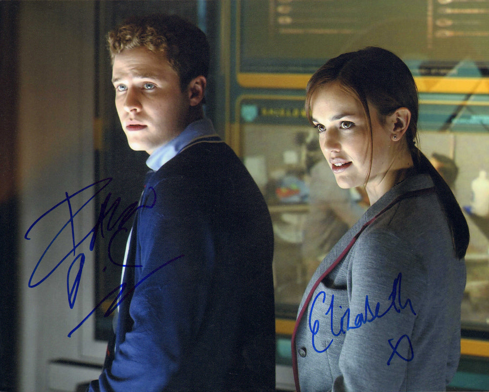 Iain De Caestecker as Leo Fitz & Elizabeth Henstridge as Jemma Simmons in Agents of S.H.I.E.L.D. Signed 8x10 Photo