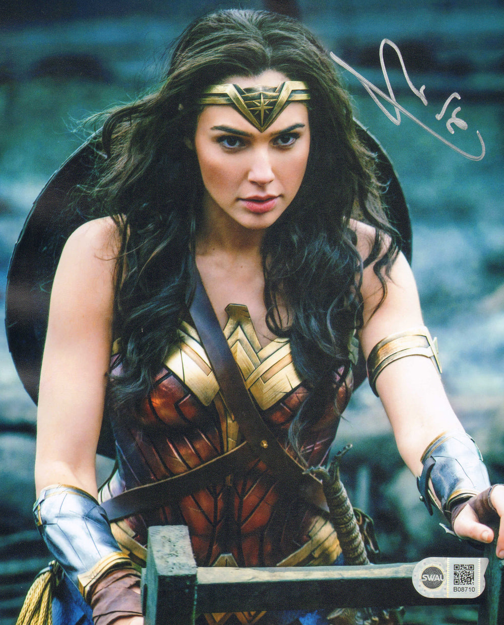 Gal Gadot as Wonder Woman in Wonder Woman (SWAU) Signed 8x10 Photo