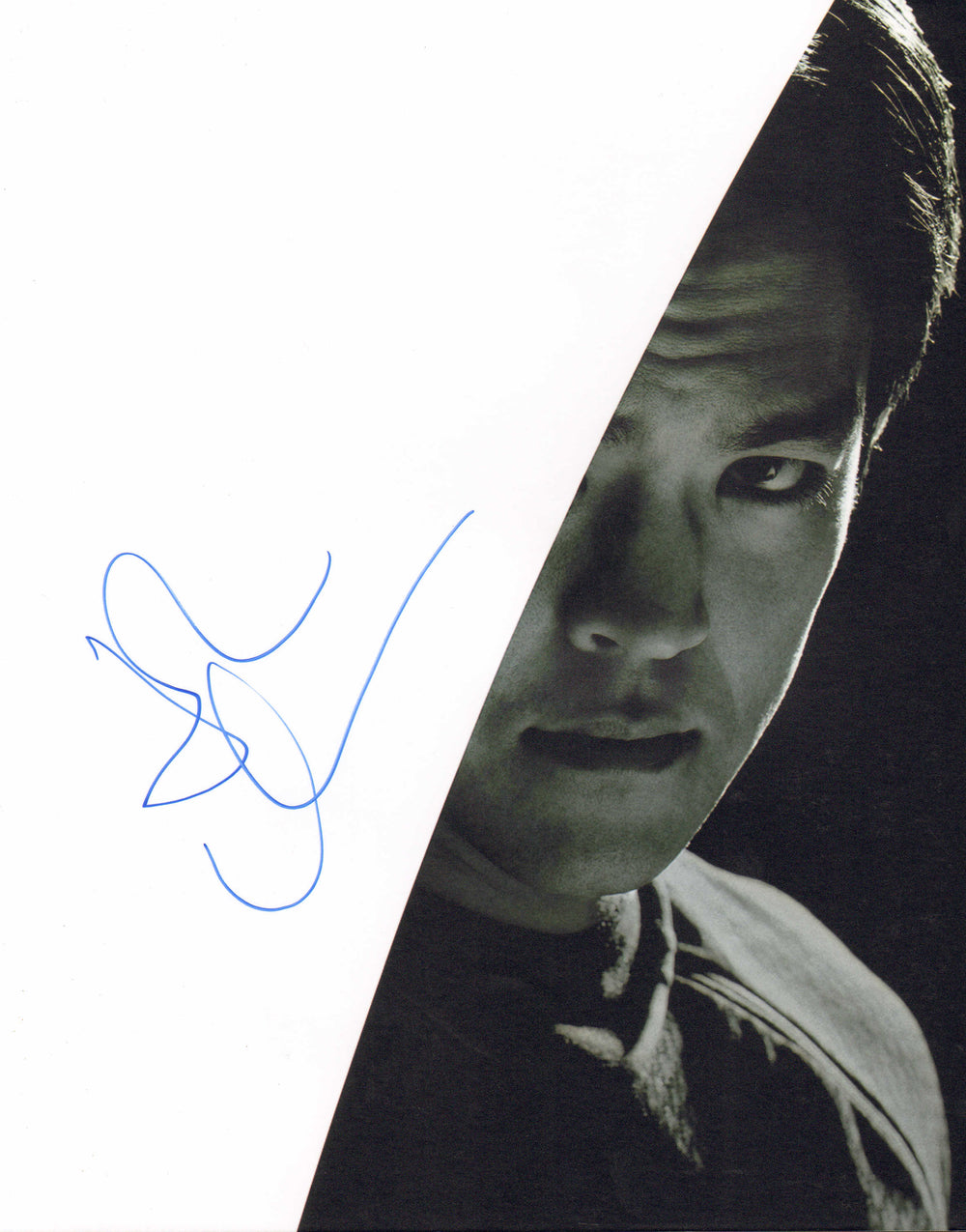 John Cho as Lieutenant Hikaru Sulu in Star Trek Signed 8x10 Photo