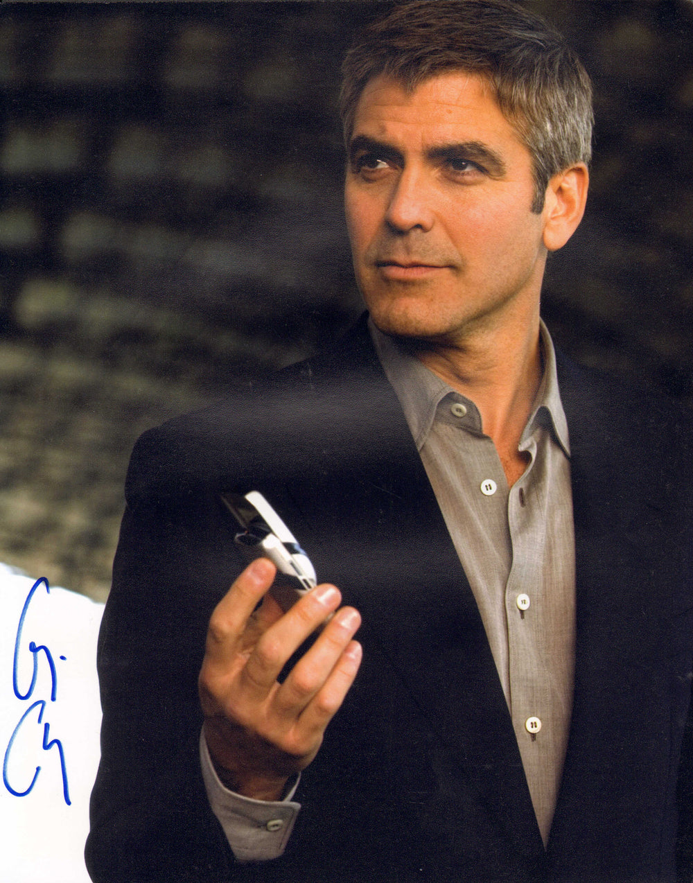 George Clooney as Danny Ocean in Ocean's Twelve Signed 8x10 Photo