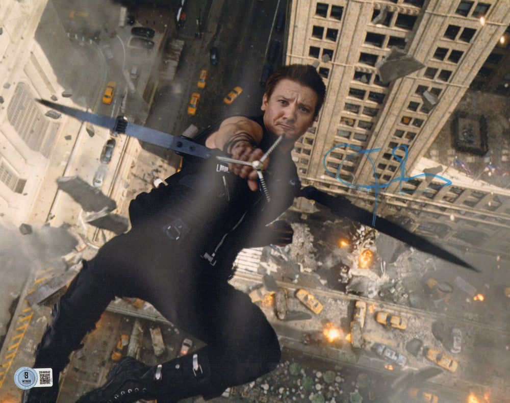 Jeremy Renner as Hawkeye in The Avengers (Beckett) Signed 11x14 Photo