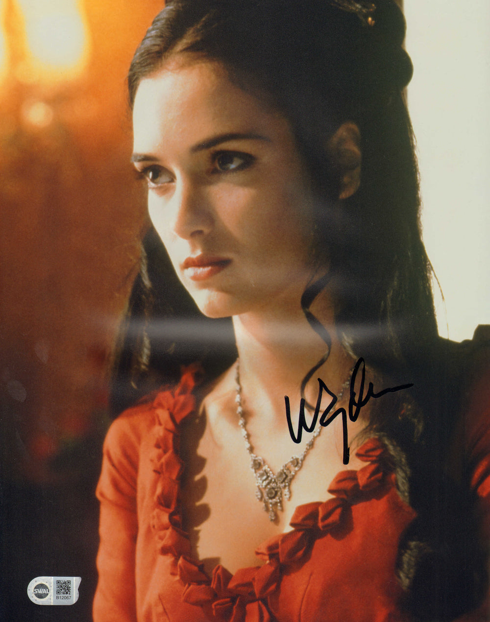 Winona Ryder as Mina Harker in Bram Stoker's Dracula (SWAU) Signed 11x114 Photo