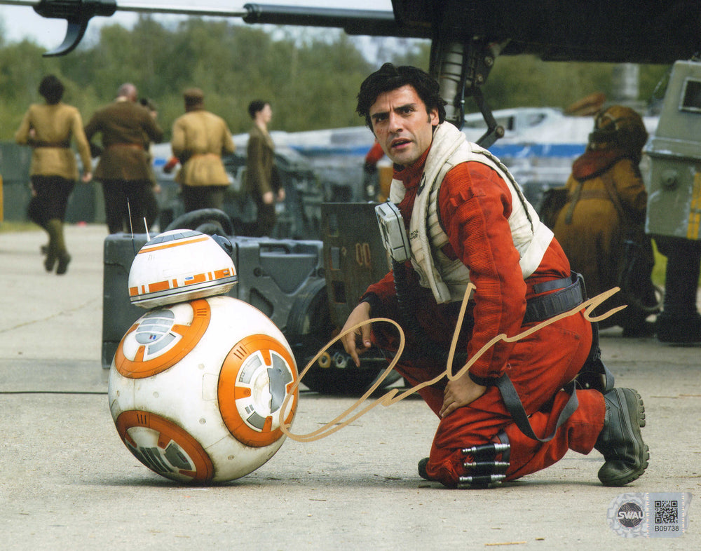 Oscar Isaac as Poe Dameron in Star Wars: The Force Awakens (SWAU) Signed 8x10 Photo