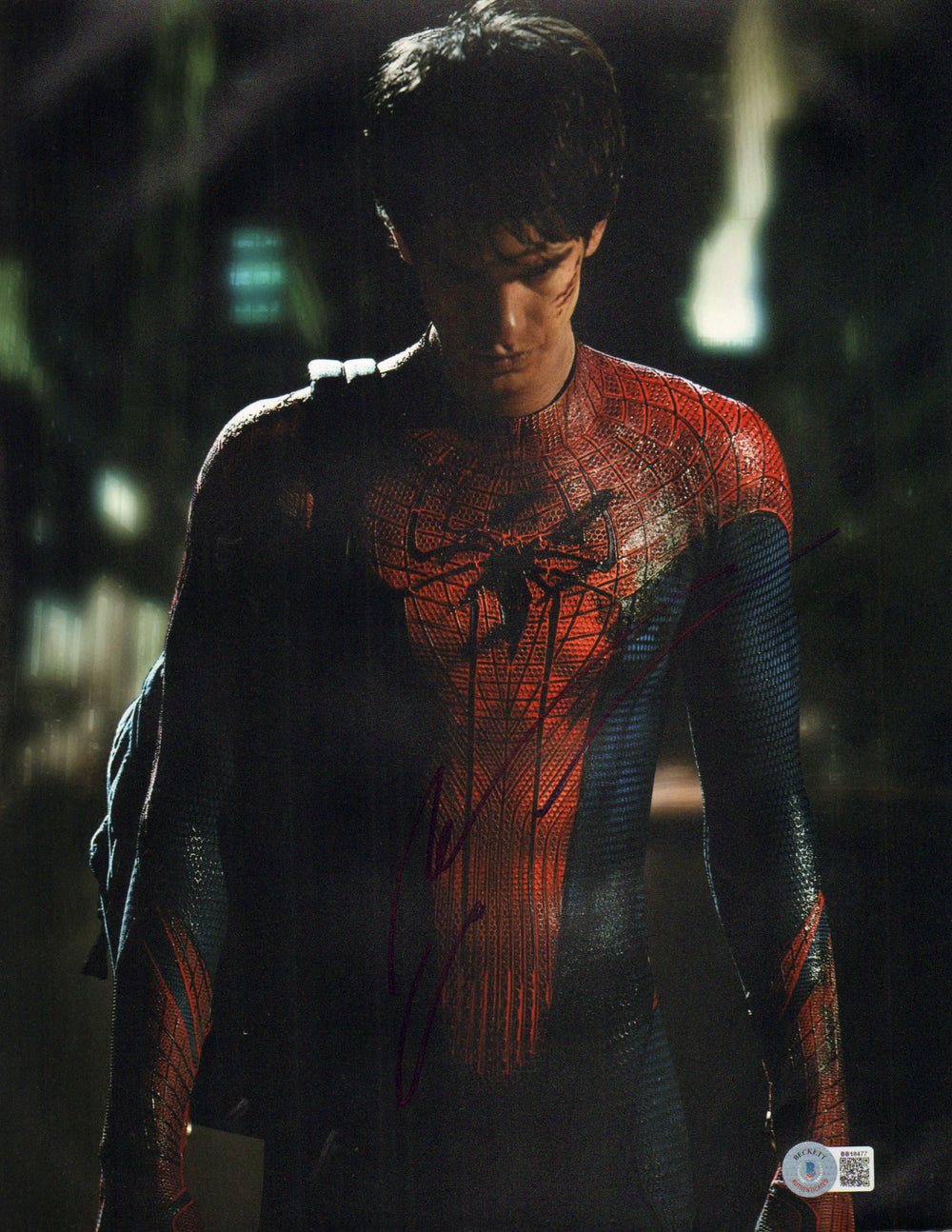 Andrew Garfield as Spider-Man Unmasked in The Amazing Spider-Man (Beckett) Signed 11x14 Photo