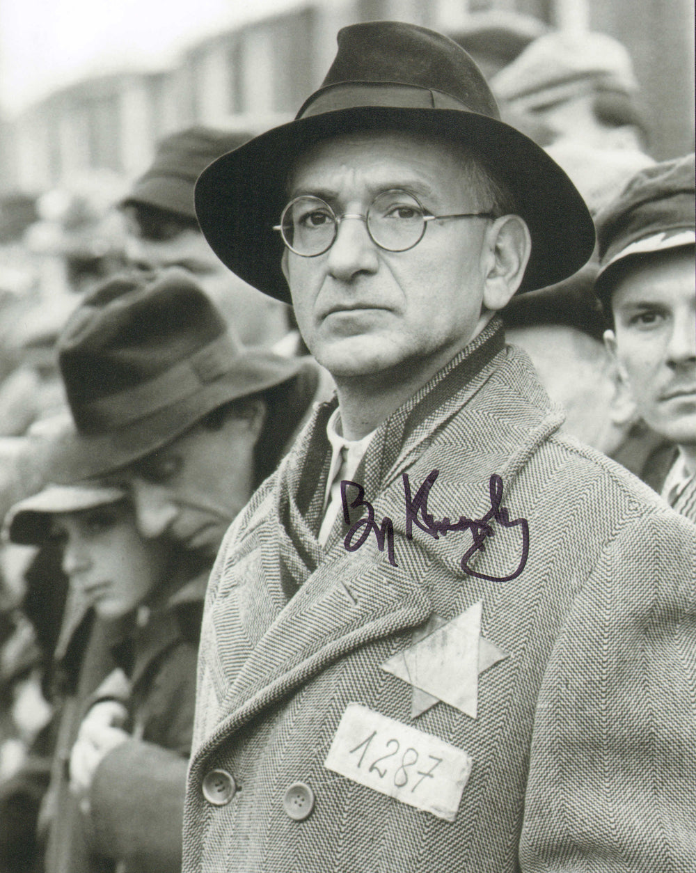 Ben Kingsley as Itzhak Stern in Schindler's List Signed 8x10 Photo