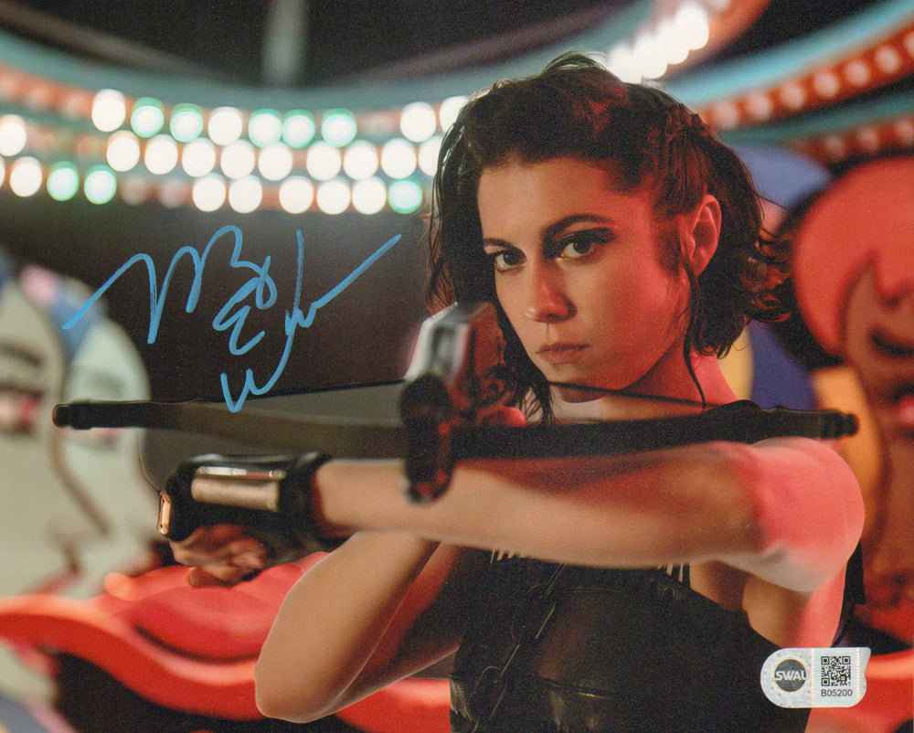 Mary Elizabeth Winstead as Helena Bertinelli / Huntress in Birds of Prey (SWAU) Signed 8x10 Photo