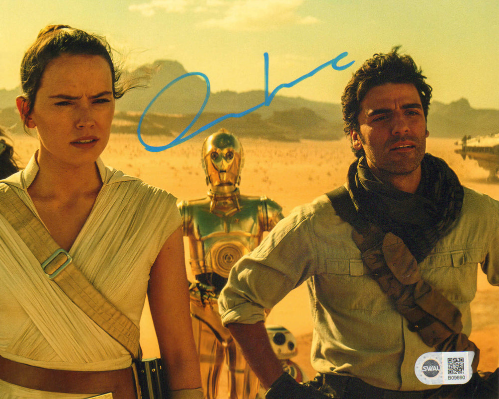 Oscar Isaac as Poe Dameron with Rey & C-3PO in Star Wars: The Rise of Skywalker (SWAU) Signed 8x10 Photo