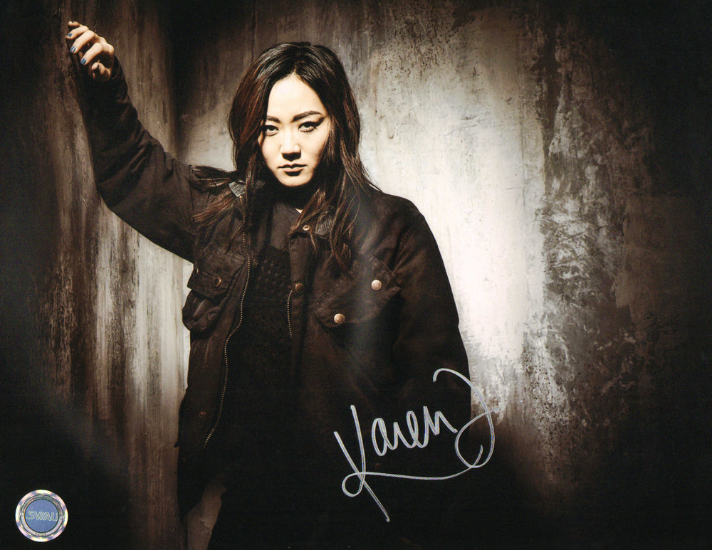 Karen Fukuhara as Kimiko Miyashiro / The Female in The Boys (SWAU) Signed 11x14 Photo