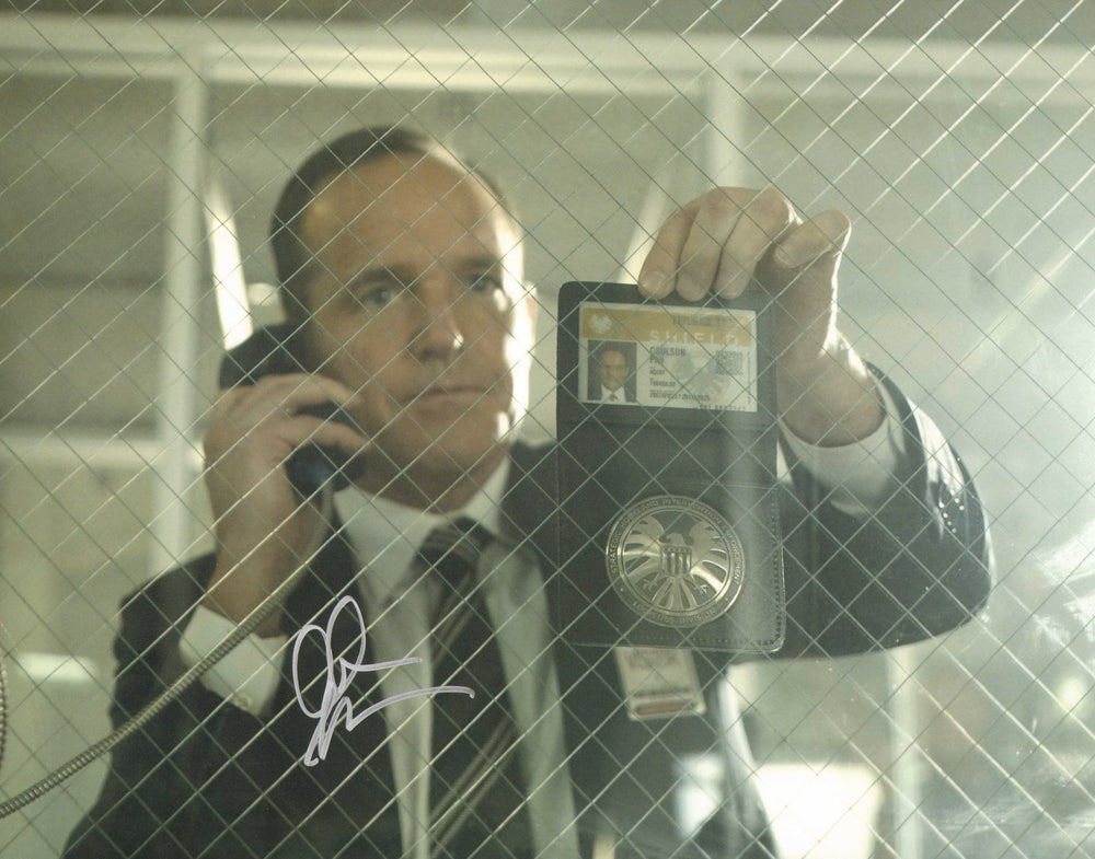 Clark Gregg as Agent Phil Coulson in Agents of S.H.I.E.L.D. Signed 11x14 Photo