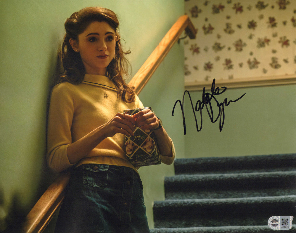 Natalia Dyer as Nancy Wheeler in Stranger Things (SWAU) Signed 11x14 Photo