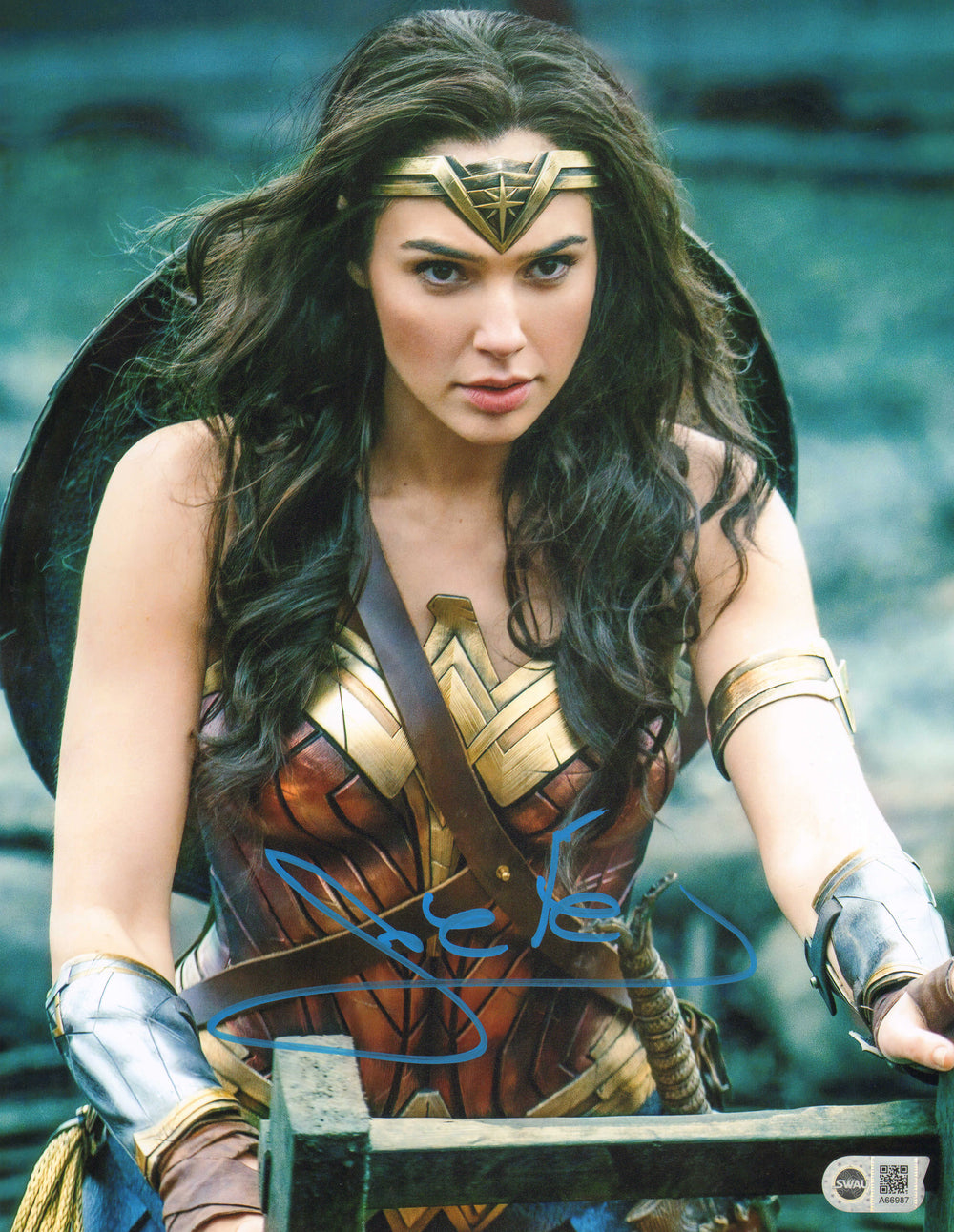 Gal Gadot as Wonder Woman in Wonder Woman (SWAU) Signed 11x14 Photo