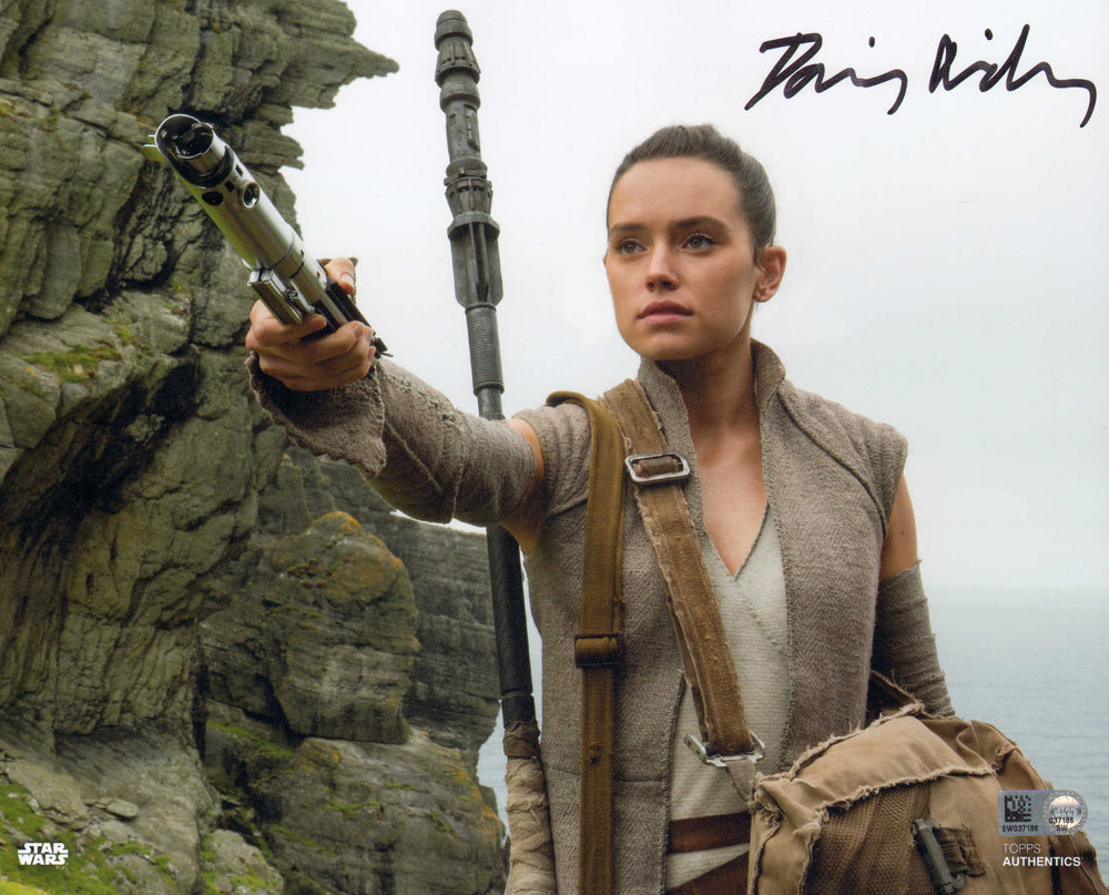 Daisy Ridley as Rey in Star Wars: The Force Awakens (Topps Star Wars Authentics) Signed 8x10 Photo