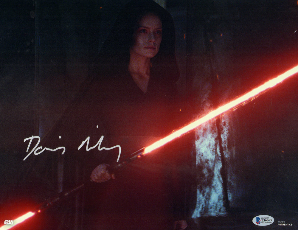 Daisy Ridley as Darth Rey in Star Wars: The Rise of Skywalker (Beckett / SWAU) Signed 11x14 Photo