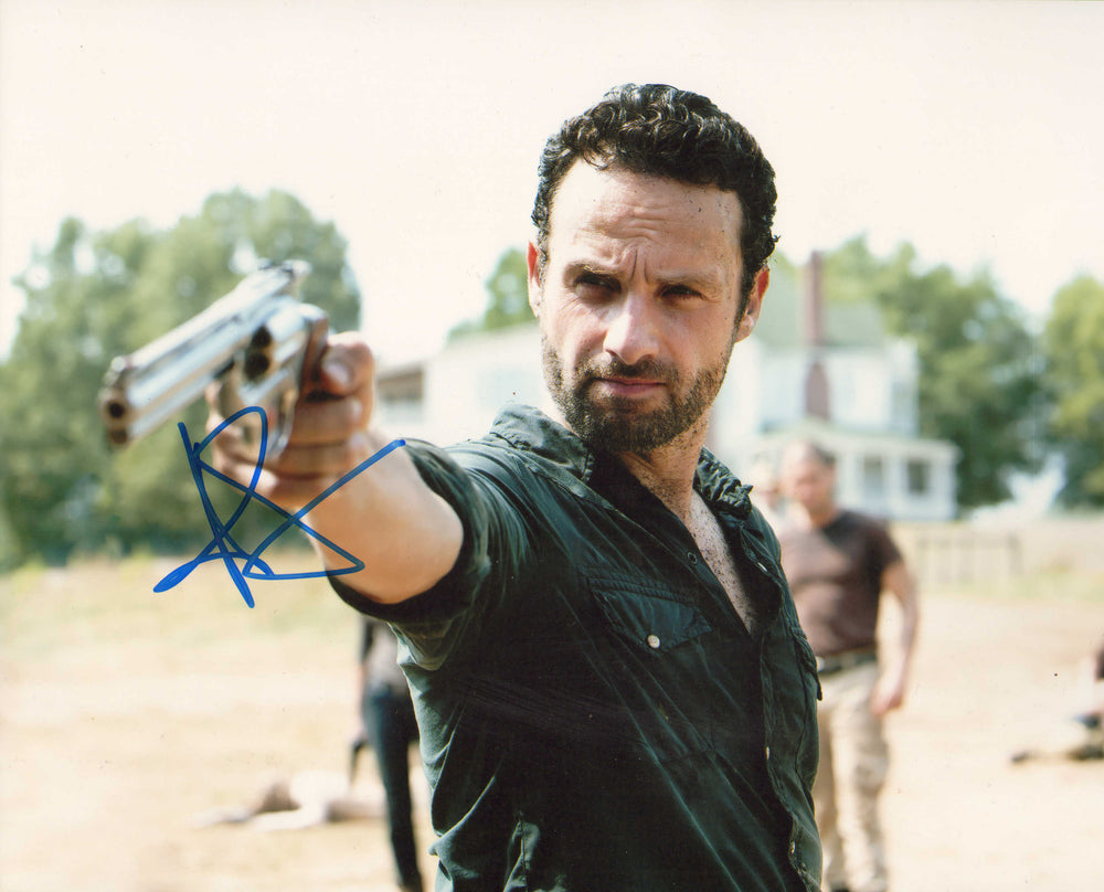Andrew Lincoln as Rick Grimes in The Walking Dead Signed 8x10 Photo