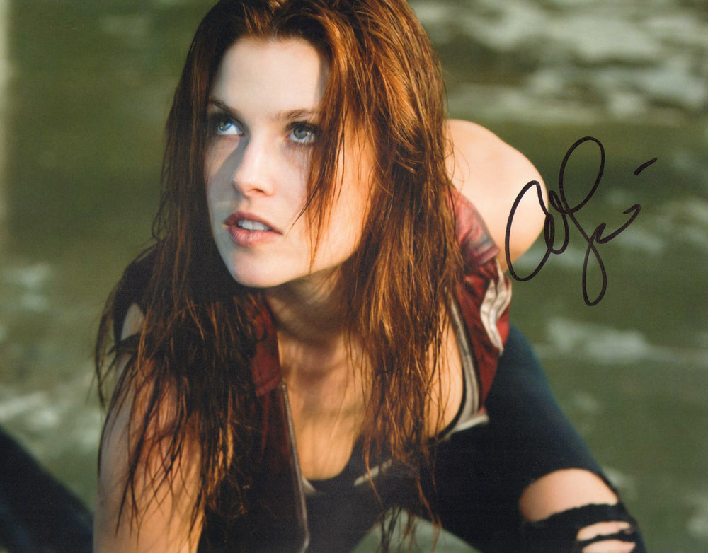 Ali Larter as Claire Redfield in Resident Evil: Afterlife Signed 11x14 Photo