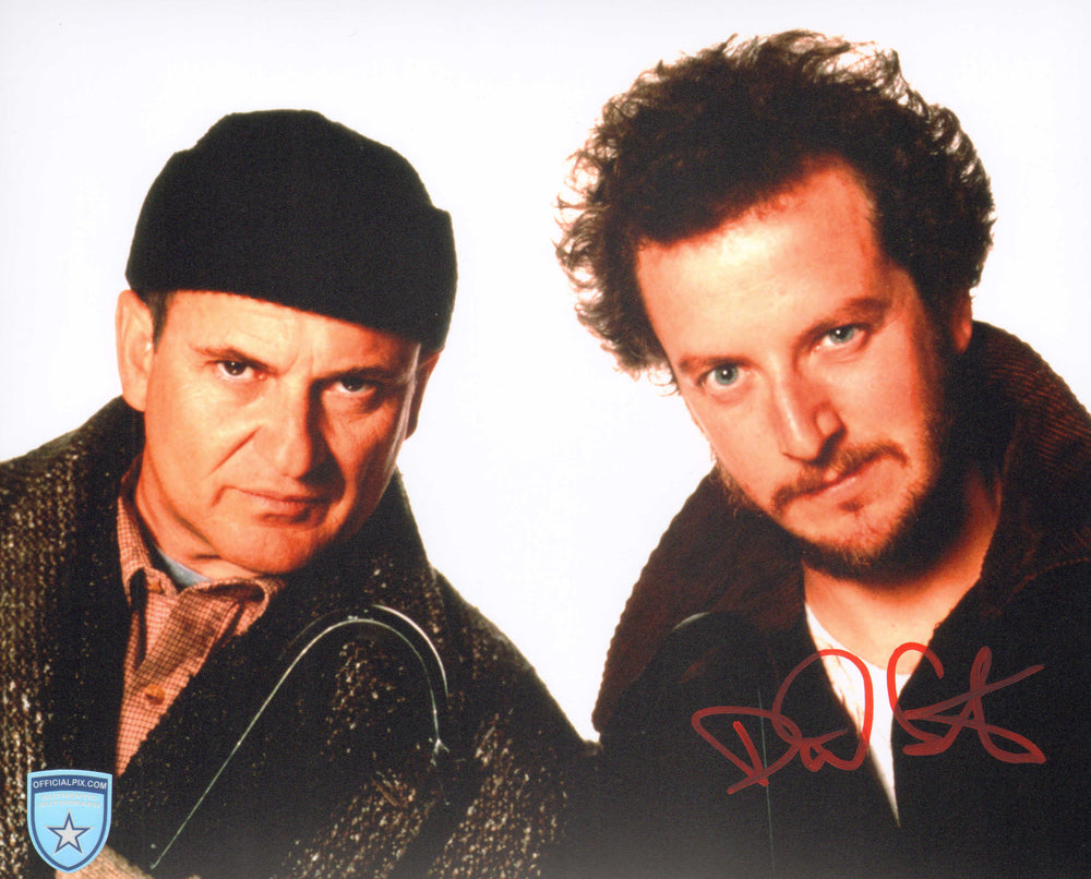 Daniel Stern as Marv Murchins in Home Alone (Official Pix) Signed 8x10 Photo