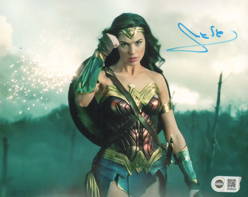 Gal Gadot as Diana Prince / Wonder Woman in Wonder Woman (SWAU) Signed 8x10 Photo