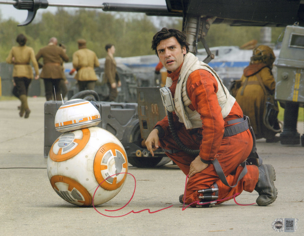 Oscar Isaac as Poe Dameron in Star Wars: The Force Awakens (SWAU) Signed 11x14 Photo