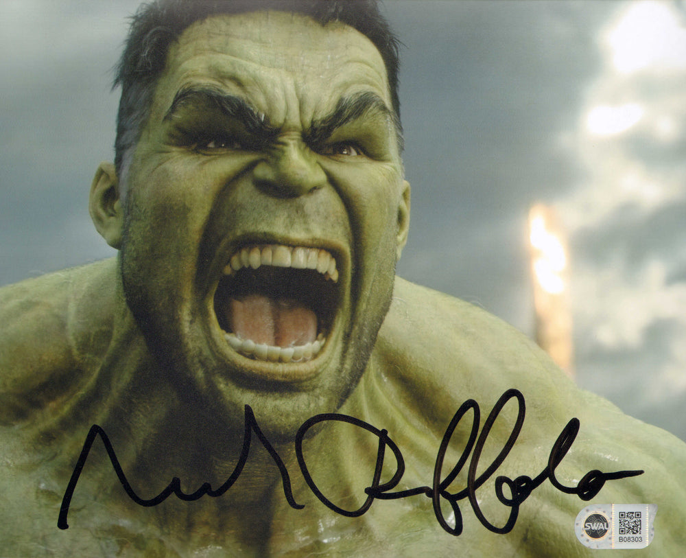 Mark Ruffalo as Hulk in Thor: Ragnarok (SWAU) Signed 8x10 Photo