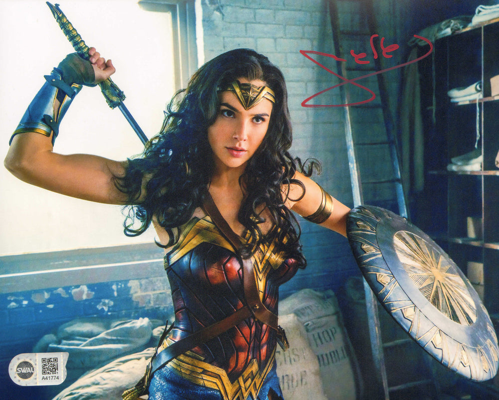 Gal Gadot as Diana Prince / Wonder Woman in Wonder Woman (SWAU) Signed 8x10 Photo