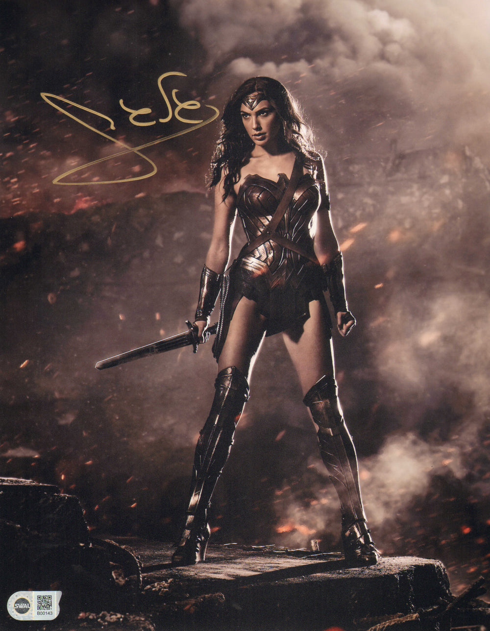 Gal Gadot as Wonder Woman in Batman v Superman: Dawn of Justice (SWAU) Signed 11x14 Photo